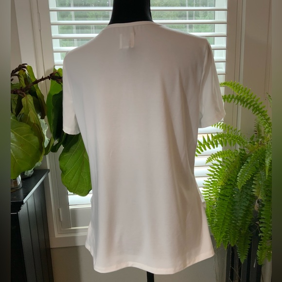 Gap Maternity White Tee Shirt Size M. - Picture 2 of 3